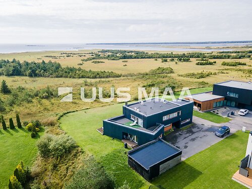 Saaremaa vald Kuressaare linn 5, 4 tuba, 1. korrus, 2 korrust, 121.1 m²