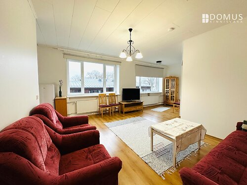 Saaremaa vald Kuressaare linn 1, 1 tuba, 3. korrus, 3 korrust, 41.5 m²