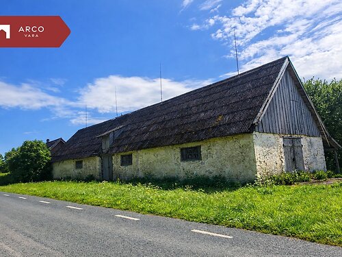 Saaremaa vald Mäeküla, 562 m²