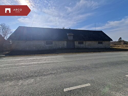Saaremaa vald Mäeküla, 562 m²