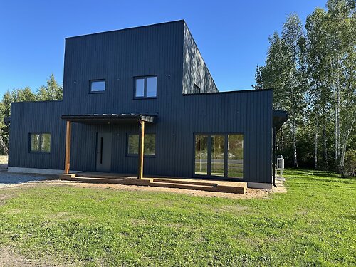 Saaremaa vald Kuressaare linn 6, 6 tuba, 2 korrust, 170 m²