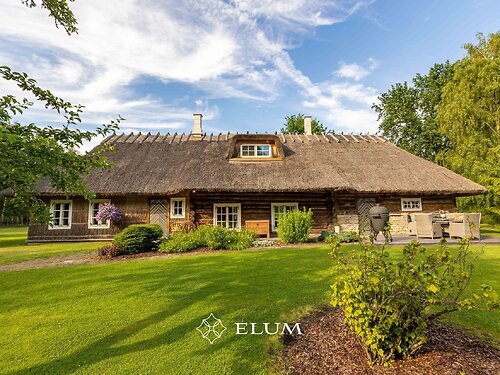 Saaremaa vald Iilaste, 6 tuba, 2 korrust, 295 m²